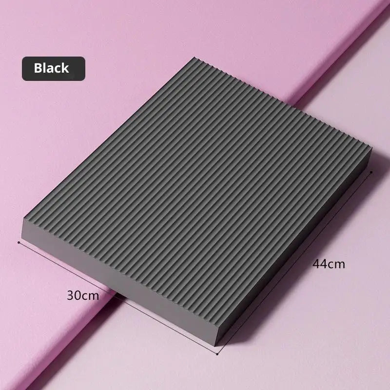 tapis d'équilibre antidérapant mousse haute résilience violet noir yoga abdos genoux moderne minimaliste