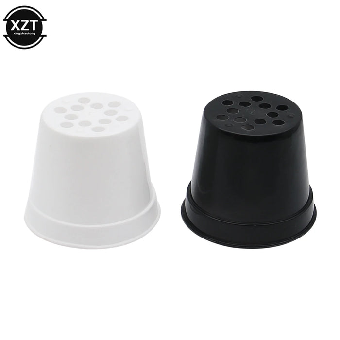 Petit cache-pot plastique noir pour cactus