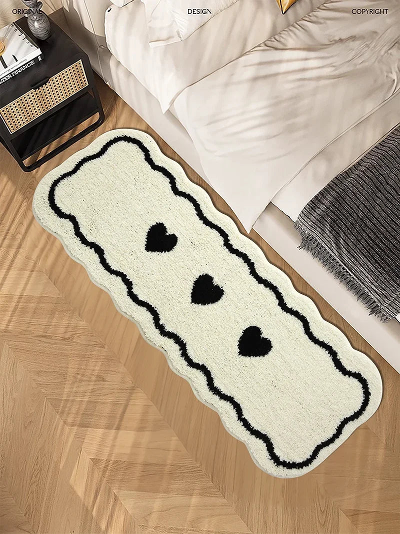 tapis sol moderne motif coeur noir blanc doux antidérapant chambre salon décoration maison