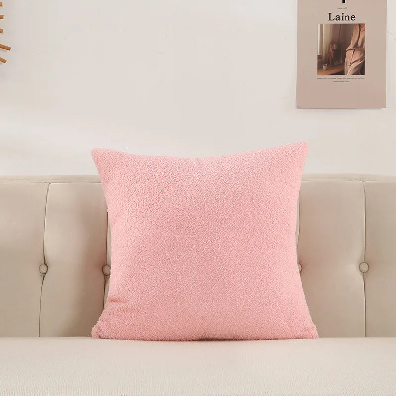 coussin peluche vert jaune rose gris clair texture bouclée moderne 60x60cm fixations