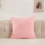 coussin peluche vert jaune rose gris clair texture bouclée moderne 60x60cm fixations