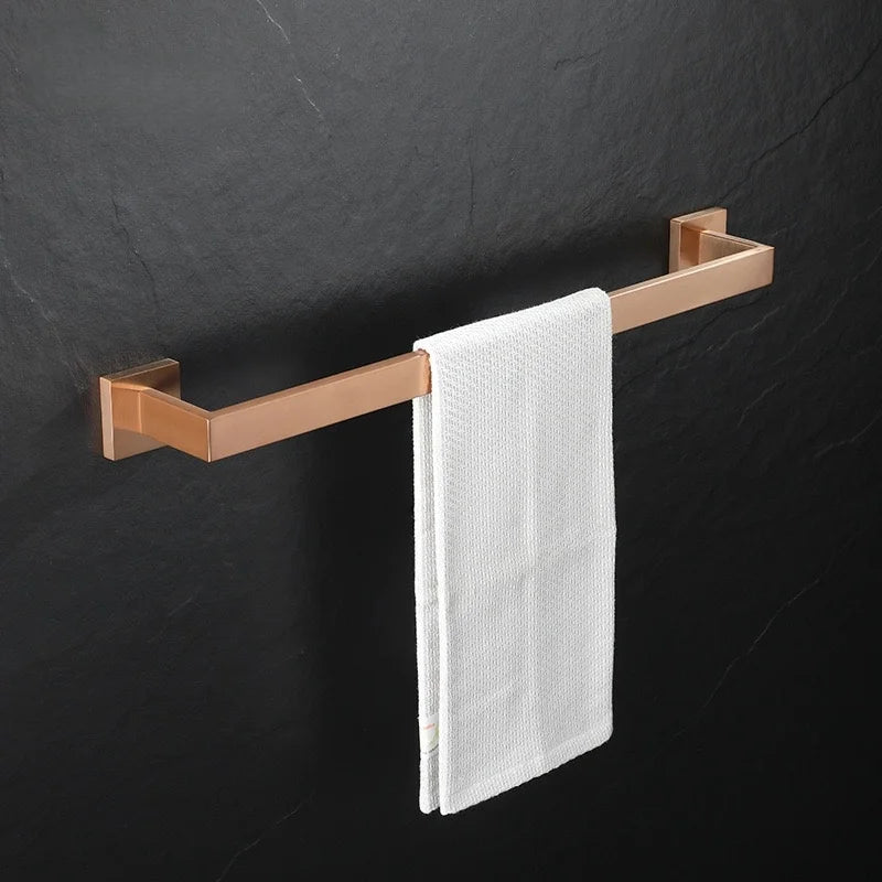accessoires salle bain or rose moderne porte serviettes mural fixations métal