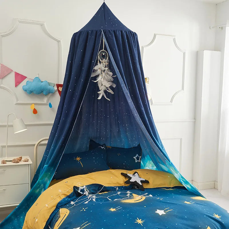 rideau lit enfant étoiles dorées moderne bleu clair bleu foncé jaune intérieur extérieur campement