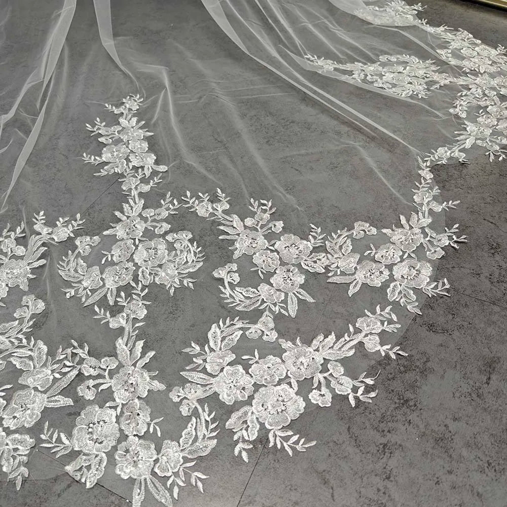 voile mariée blanc broderie florale translucide classique paillettes brillantes dentelle personnalisée peigne included