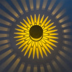 lampe solaire murale noire ornements floraux moderne contemporain