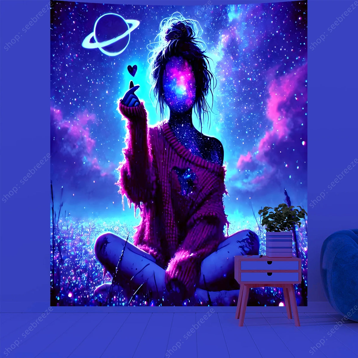 tapisserie moderne galactique femme motifs planétaires rouge violet bleu noir