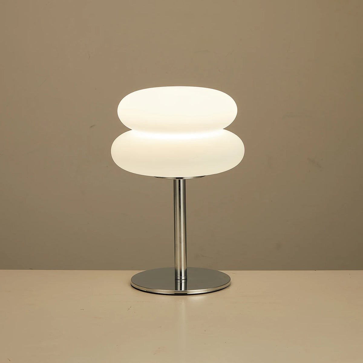 lampe table moderne blanc argenté gradation tricolore prise usb ambre étude chambre coucher