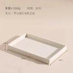 ensemble salle bain moderne brosse dents pot dentifrice distributeur savon blanc crème grain ciment