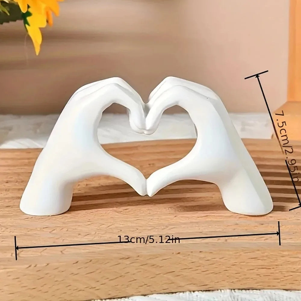 sculpture moderne main cœur or blanc noir décoration étagère lisse minimaliste