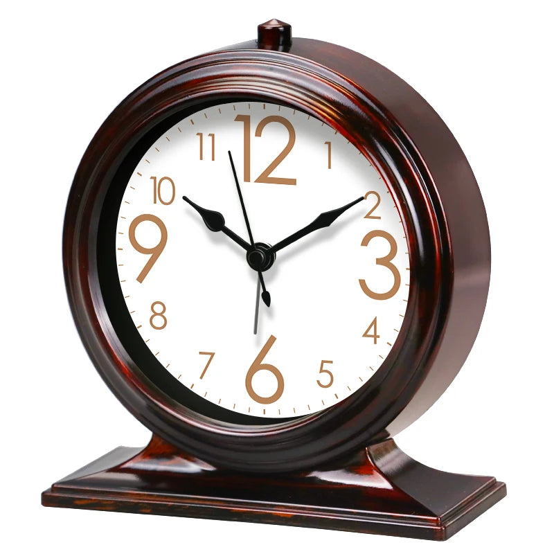 horloge vintage marron foncé cadran blanc aiguilles métalliques alarme quartz rechargeable brillant chambre salon