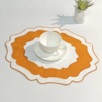 sets table coton abstraits vert jaune orange marron blanc modernes minimalistes textures douces assiettes
