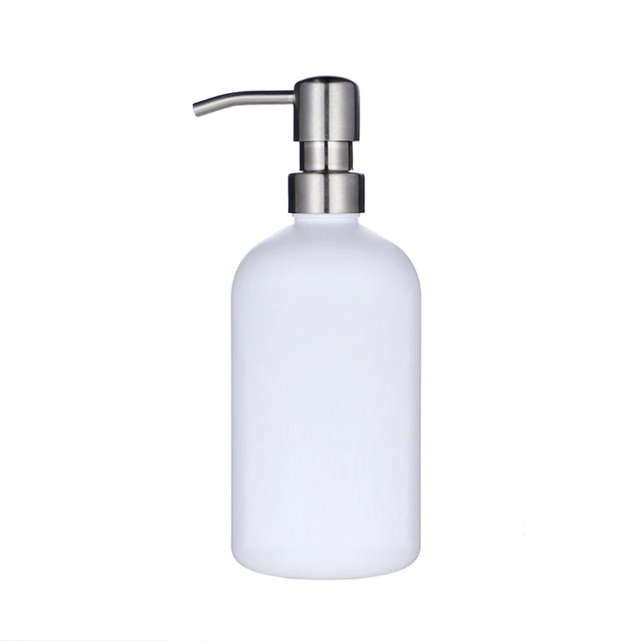 bouteilles shampooing après shampoing gel douche rechargeables transparentes marron noir blanches modernes pompes pression
