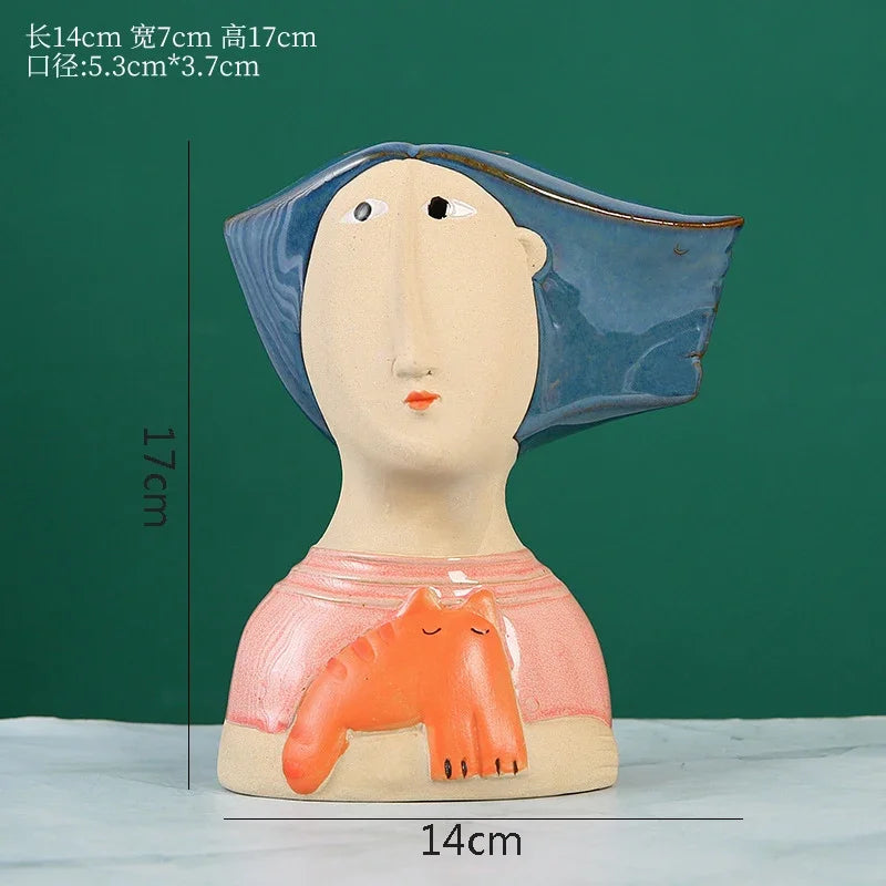 vase céramique moderne abstrait buste humain motifs géométriques peau texturée couleurs variées