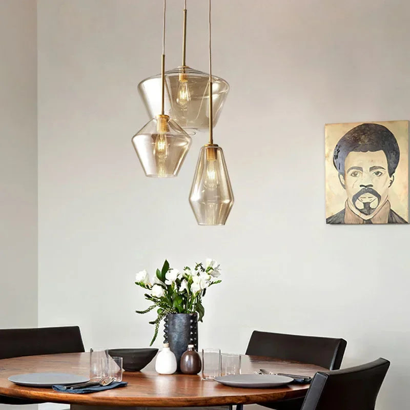 lampe suspendue moderne transparente chaîne dorée ampoule incluse flux lumineux variable certifications multiples sécurité
