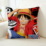 housse coussin One Piece motif Luffy rouge bleu noir polyestère cartoon salon chambre coucher