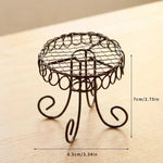 chaises table miniature métal grillagé vintage beige coussin serviette
