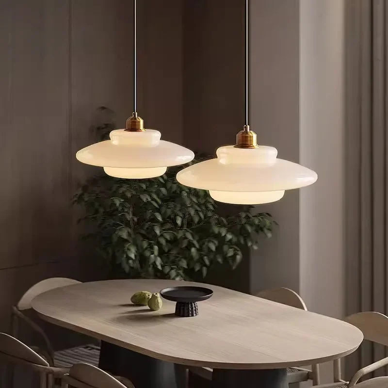 suspension lumineuse moderne blanche dorée pierre verre translucide câble 150cm ampoule E27