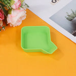 organisateur rangement boîtes carrées orange vert bleu rose jaune moderne minimaliste jeux société accessoires