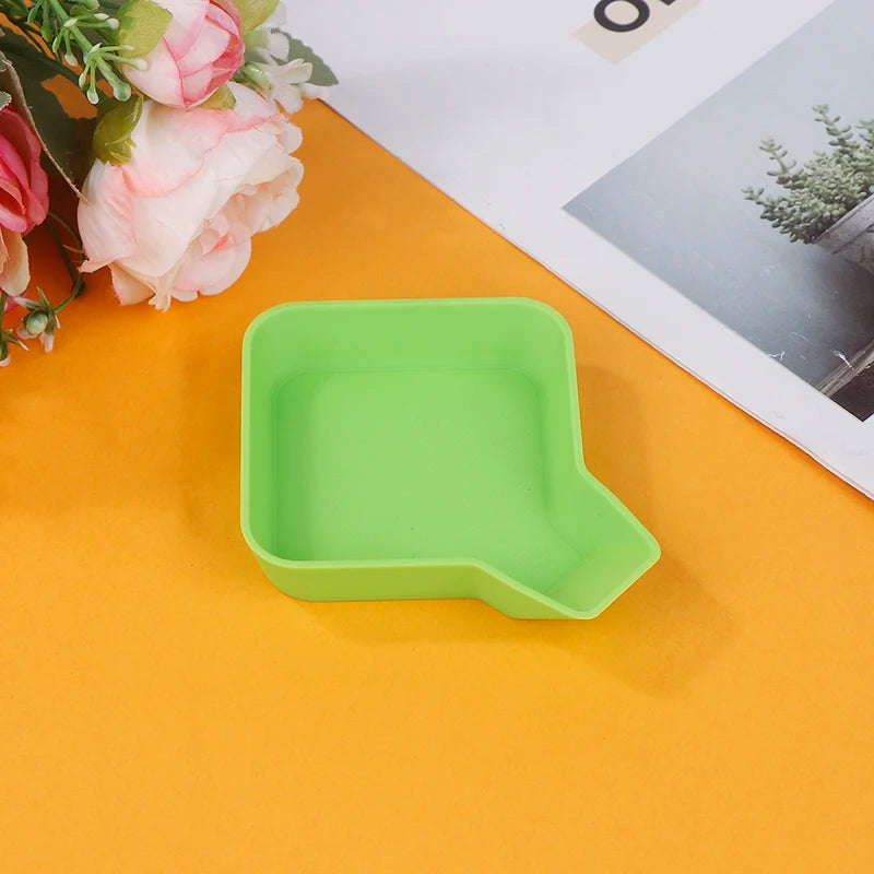 organisateur rangement boîtes carrées orange vert bleu rose jaune moderne minimaliste jeux société accessoires
