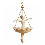 plantes suspendues ballerine tutu chaines decoratives jardin exterieur intérieur arrosoir lierre