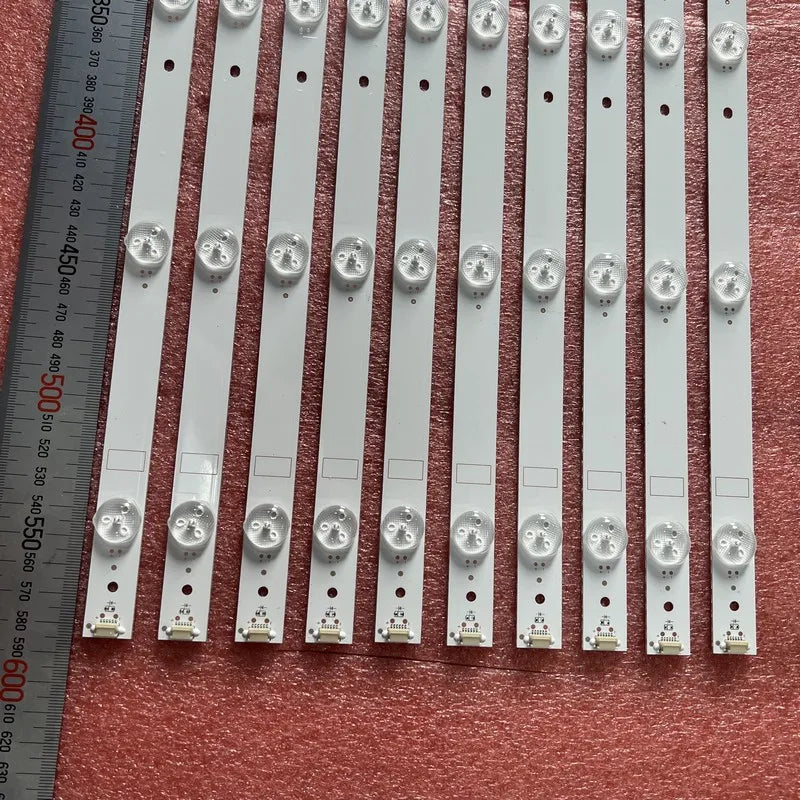 bandes led blanc modernes connecteurs fixations aluminium lisses opaques variées longueurs téléviseur