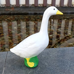 statue canard plumes résine décorative base couleur naturelleextérieur moderne