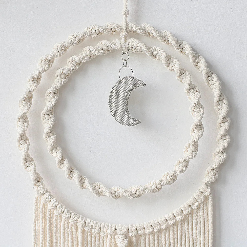 décoration murale attrape rêves bohème crème blanc cassé franges tressage métal argenté ethnique suspension