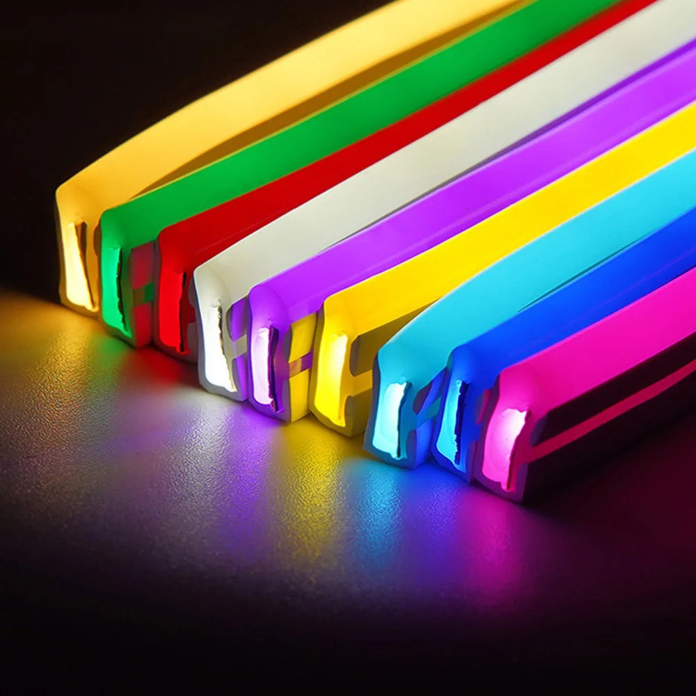 Ruban LED 12V montrant différentes couleurs d'émission disponibles