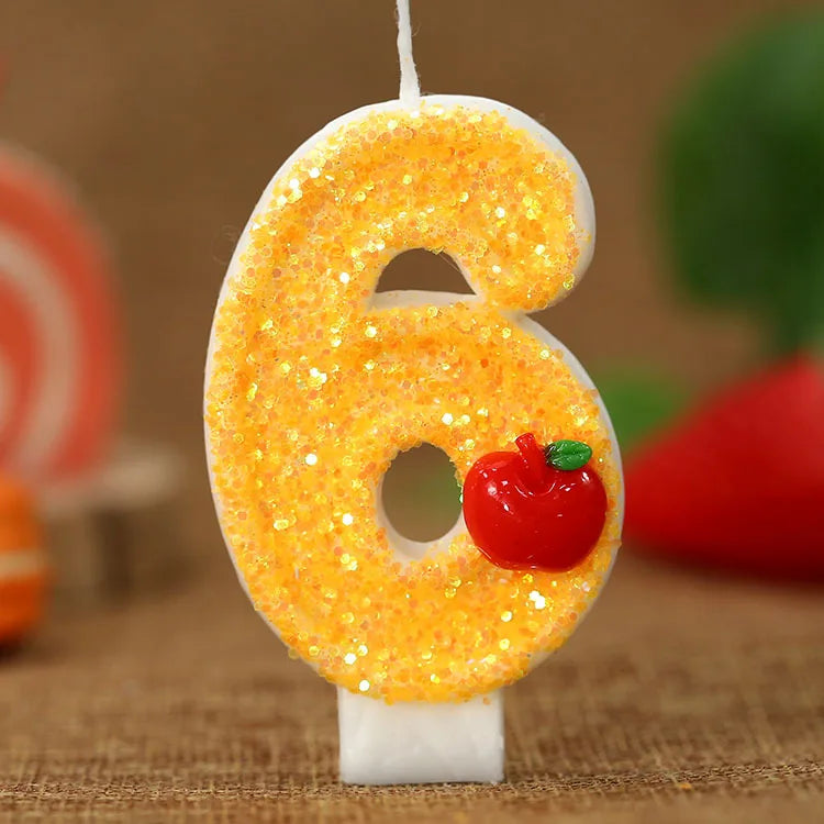 bougies numeriques jaune paillette pomme rouge anniversaire decoratif thème feuille verte paillettes dorées tringle