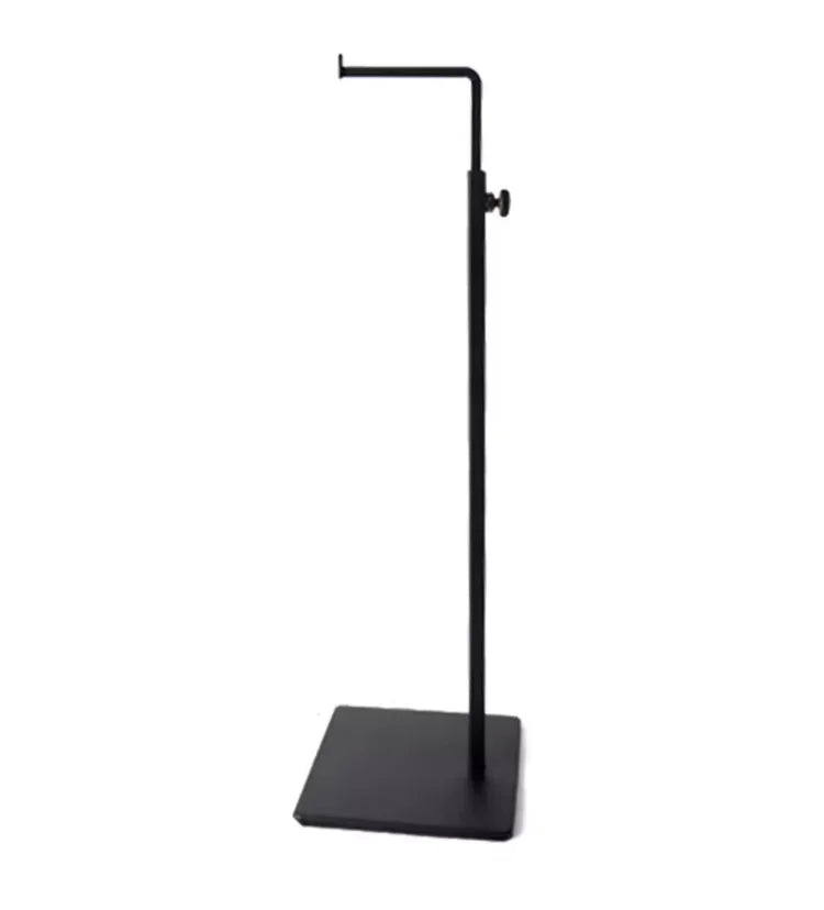 présentoir suspendu moderne support vêtements noir or rose gold blanc argent mat