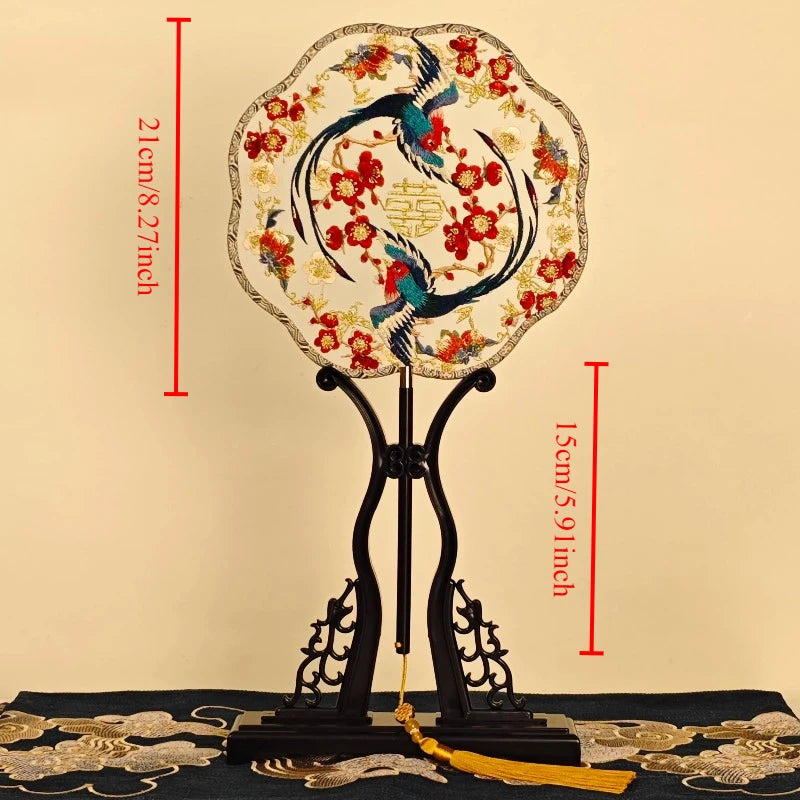 éventail traditionnel brodé oiseaux fleurs chinois rouge bleu doré poignée pompon