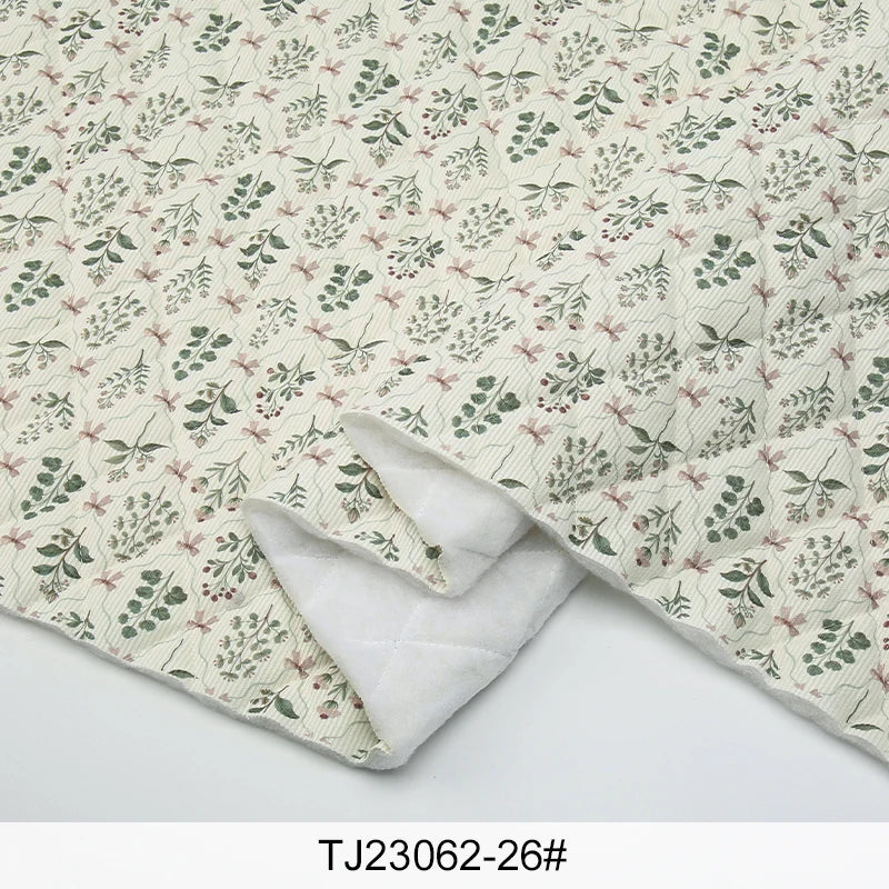 tissu imprimé fleurs lapins blanc rose vert bleu clair vintage enfantin résistant déchirure bricolage