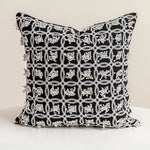 coussin noir blanc brodé géométrique moderne fixé 45x45cm décoration