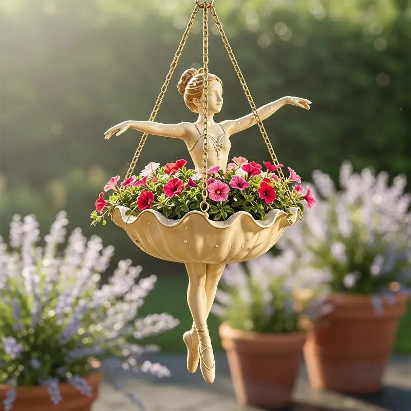 cache pot suspendu sculpture ballerine dansante beige doré chaînes métalliques art décoratif plantes vertes