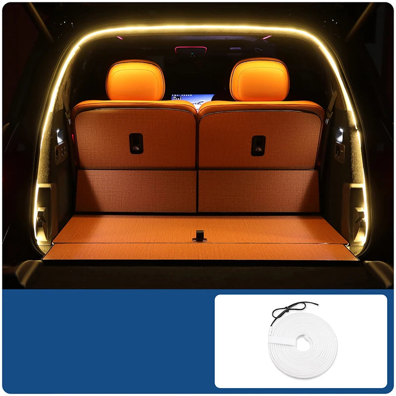 intérieur voiture sièges tapis poignées arrière simili cuir noir orange moderne