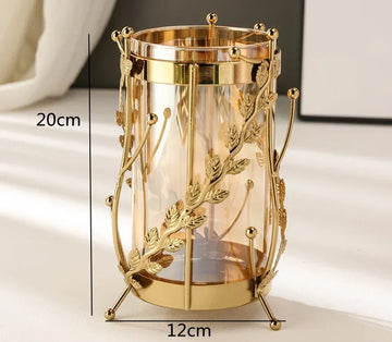 vase moderne élégant doré branches stylisées transparent pieds sculptés decoration maison table