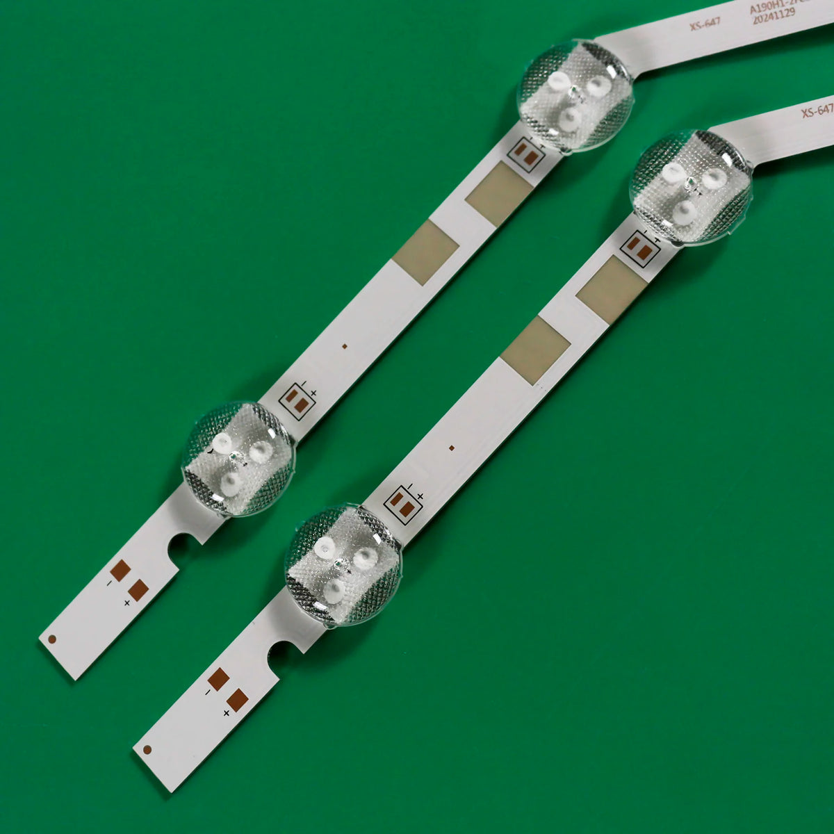 ruban led blanc moderne connecteurs led fixations industrielle éclairage decoration intérieure qualité professionnelle facile