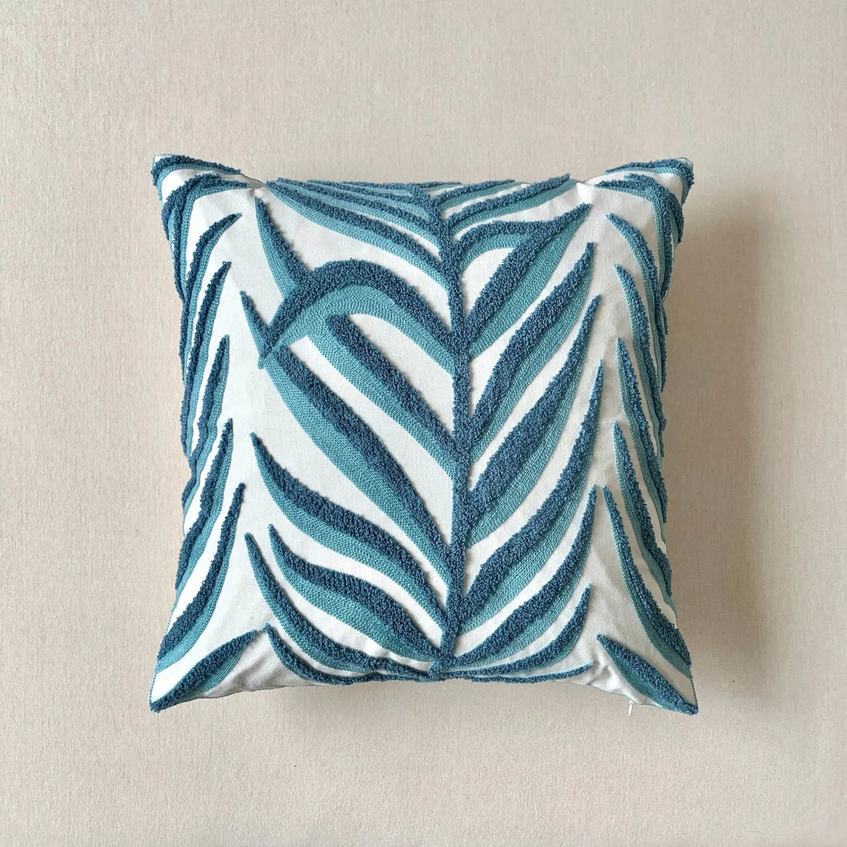 coussin carré moderne motif feuilles tropicales brodé polyester 45x45cm décoration maison voiture