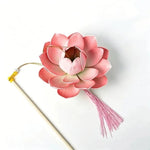 lanterne fleur lotus papier plissé motif floral tassel tringle portable anniversaire mariage