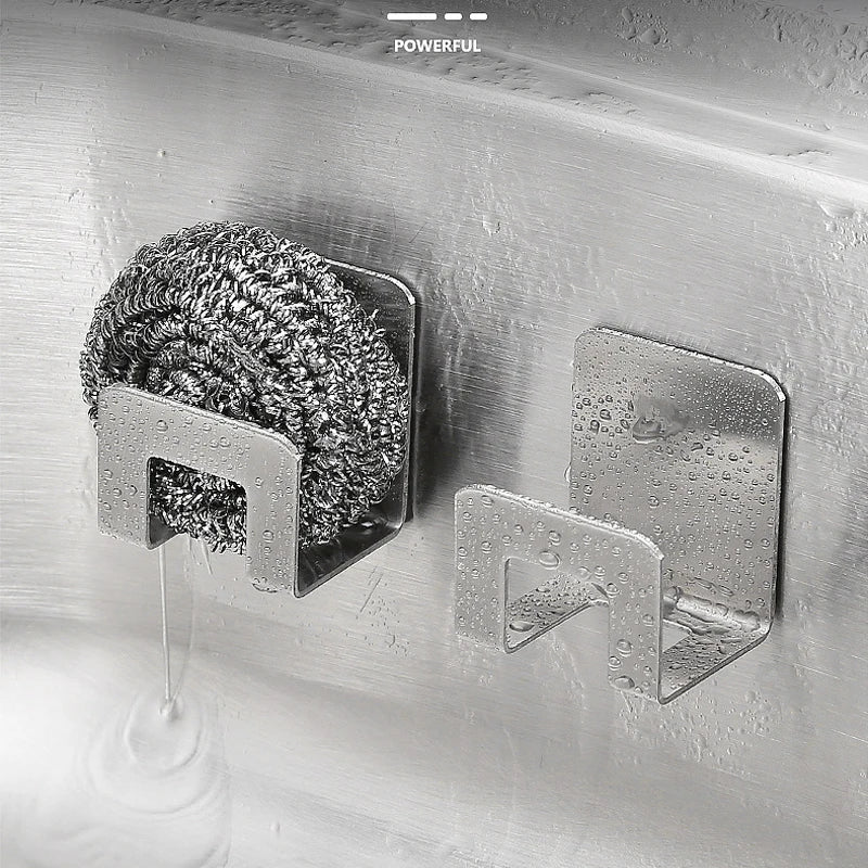 accessoires cuisine acier inoxydable argenté adhésif moderne vaisselle nettoyage découpe bouteille eau planche bambou