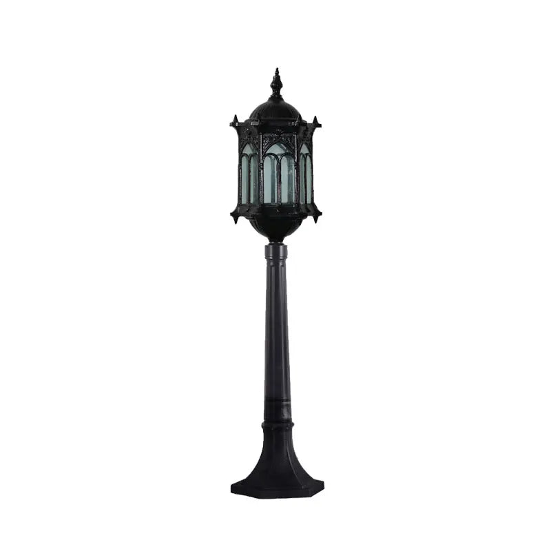 lanterne vintage éclairage extérieur jardin lampadaire métal noir classique motifs géométriques