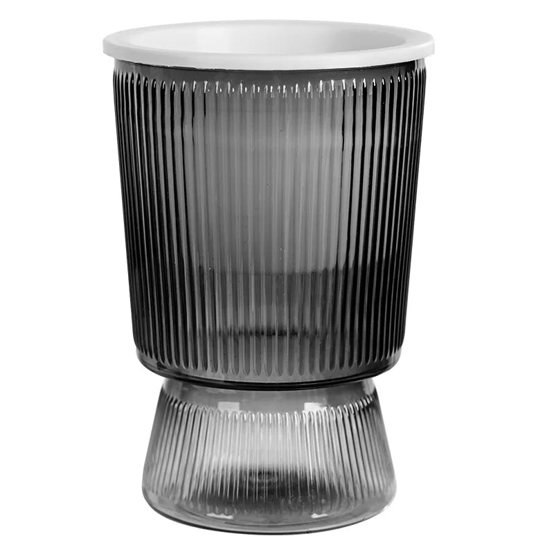 pots fleurs transparents gris rayures verticales moderne arrangement floral intérieur auto arrosage bambou porte