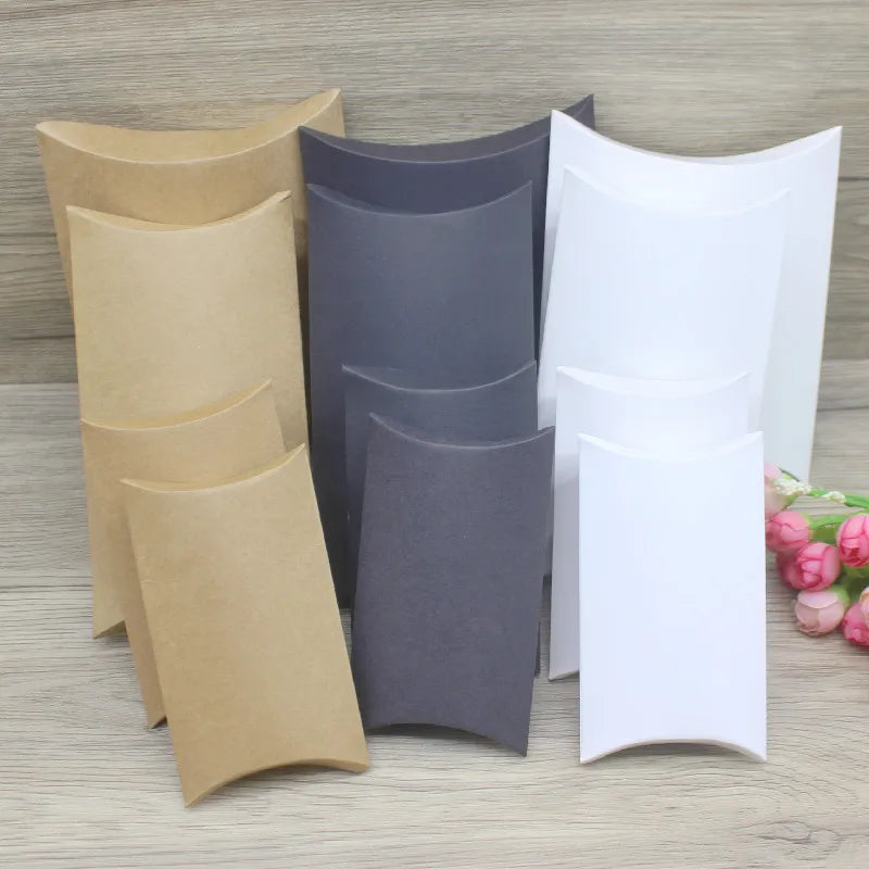 boîtes dragées marron clair gris foncé blanc uni opaques arrondies grandes petites
