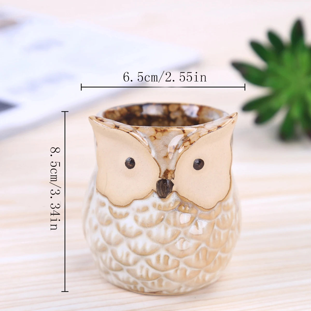 Cache-pot céramique hibou mignon bleu dans décoration intérieure