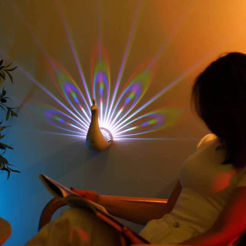 projecteur led forme paon blanc plumes colorées moderne adhésif rechargeable usb télécommande couleur changeante