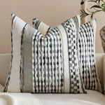 housse coussin carré brodé moderne rayures géométriques polyester blanc gris noir marronclair