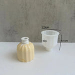 moulages silicone bouteilles parfum blanc jaune texture mat moderne minimaliste réutilisable