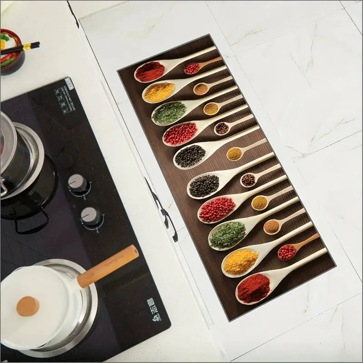 tapis cuisine marron beige blanc motif cuillères grains épices moderne sol polyester pvc