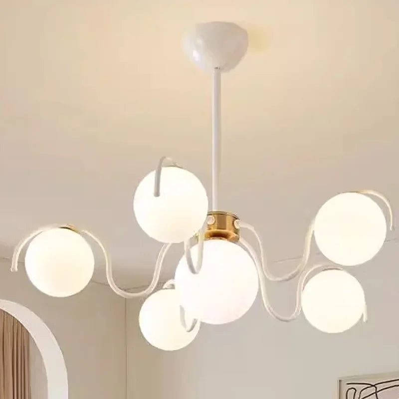 Suspension lumineuse moderne sphères translucides rouge doré blanc salon chambre