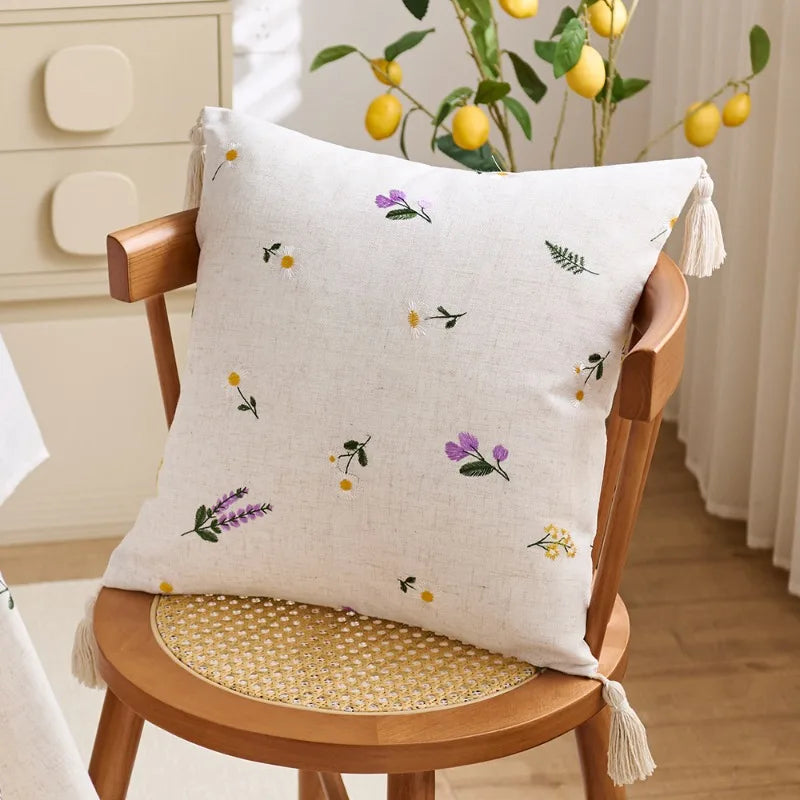 housse coussin carré motif floral rustique polyester beige pompons décoratif intérieur voiture